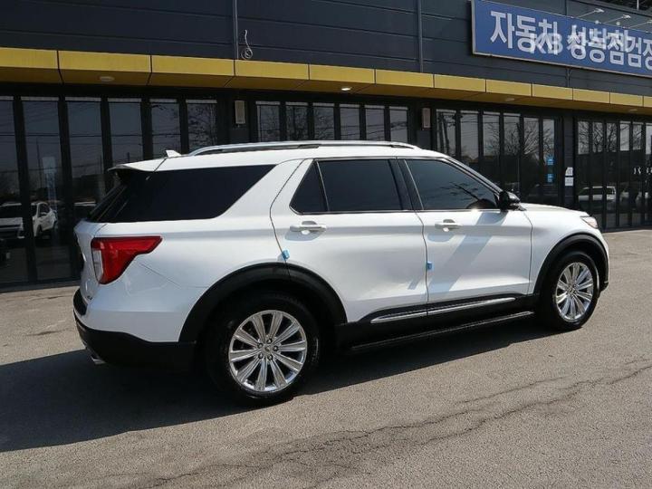 Ford Explorer Gasoline Turbo 2.3 AWD Limited 4