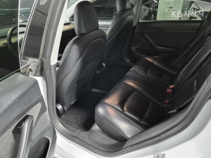 Tesla Model 3 Standard Range Plus 10