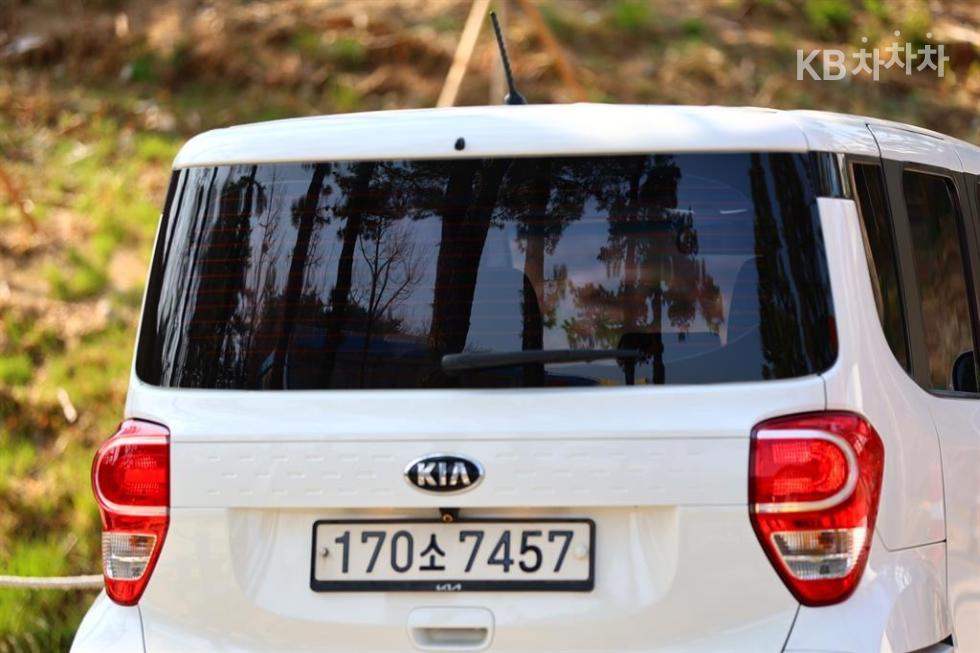 2019 - kia ray