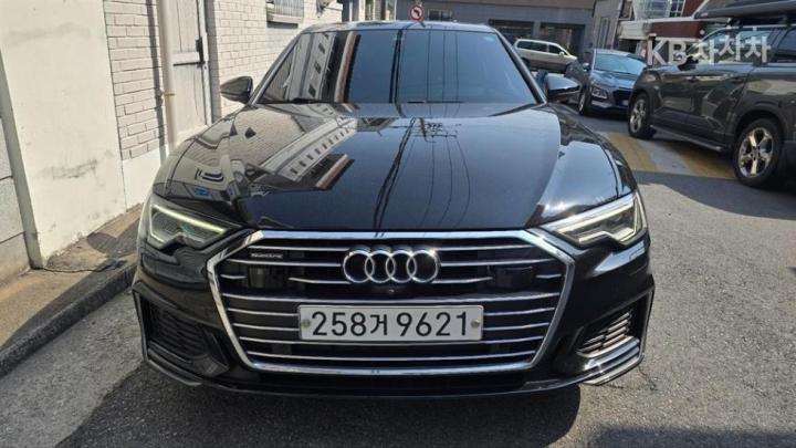 Audi A6 C8 45 TFSI Premium