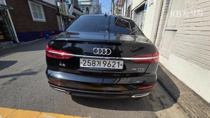 Audi A6 C8 45 TFSI Premium 6