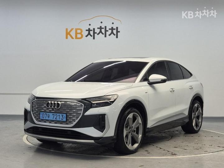 Audi Q4 e-tron 45 Sportback Premium