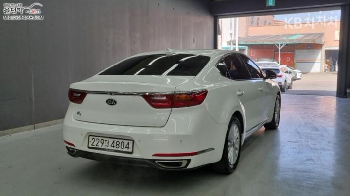 Kia K7 — miniaturë 2