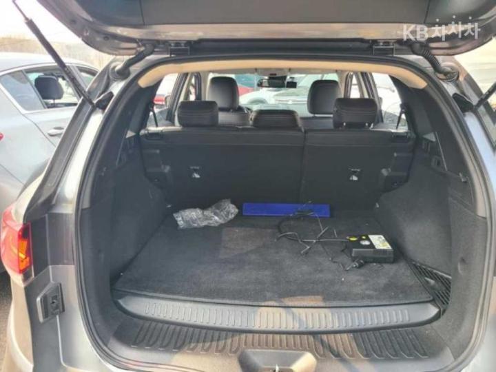 Renault QM6 2.0 LPe 2WD LE 7