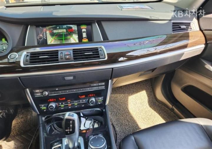 BMW Gran Turismo (GT) 30d xDrive F07 13 year ~ 7