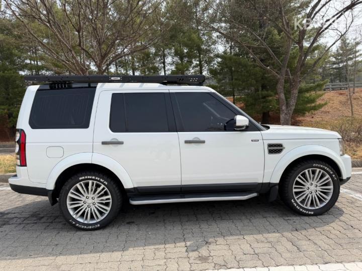 Land Rover Discovery 4 3.0 SDV6 HSE Base Type 7