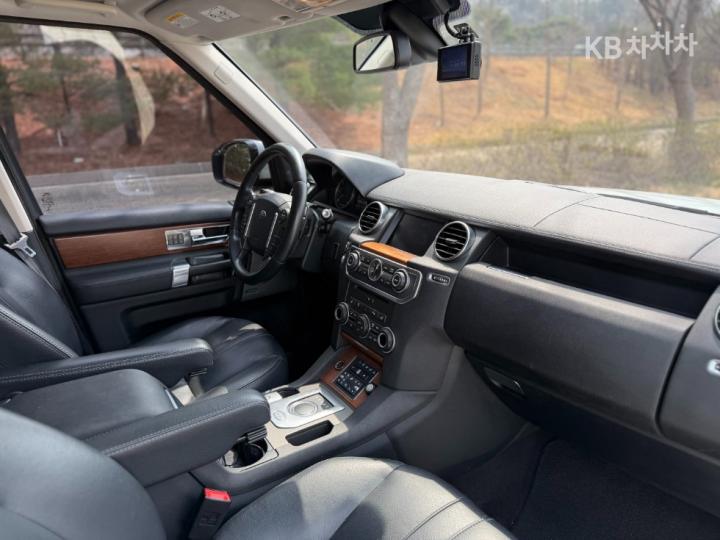 Land Rover Discovery 4 3.0 SDV6 HSE Base Type 10