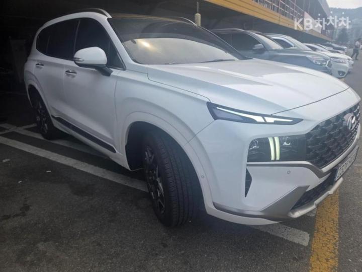 Hyundai Santa Fe TM Hybrid 1.6 HEV 2WD Calligraphy 3