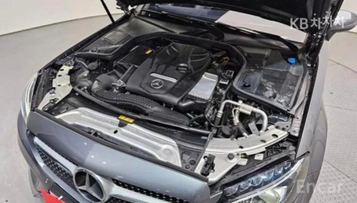 Mercedes-Benz C-Class C200 Cabriolet