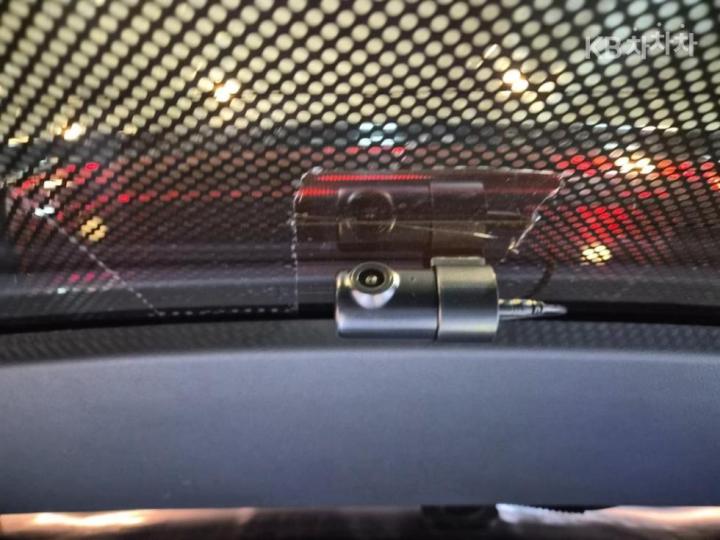 Renault Koleos E-Tech Hybrid Iconic 8