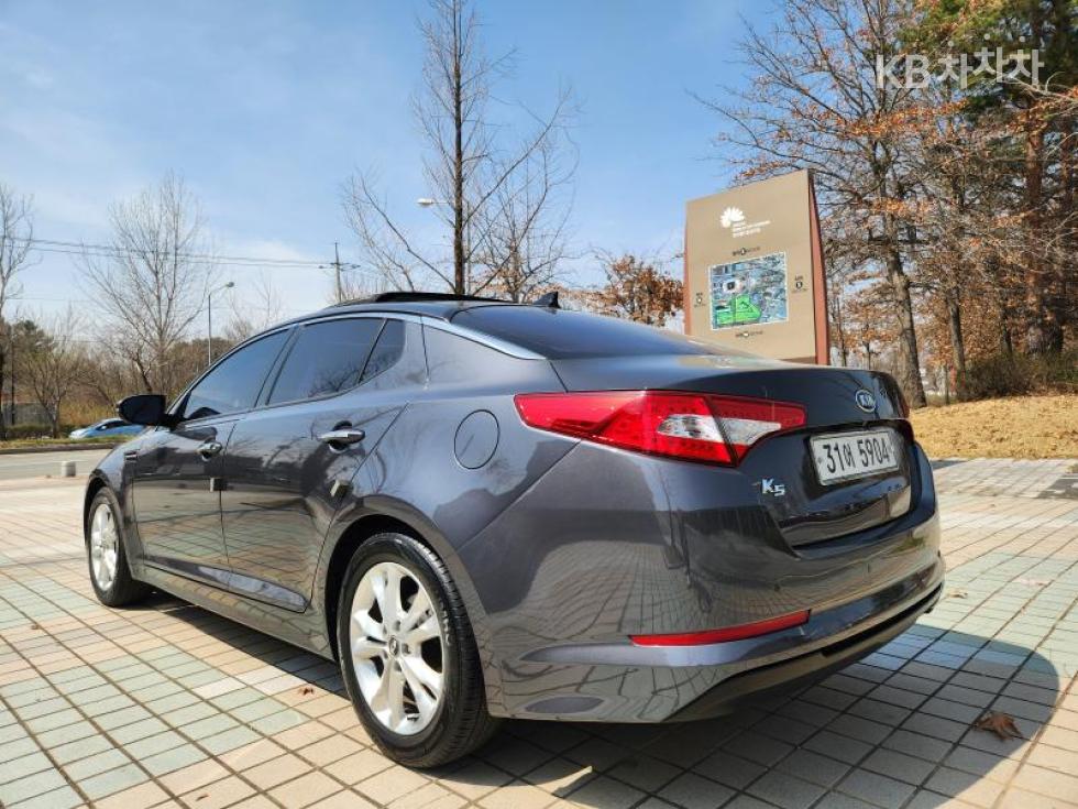 2012 - kia k5