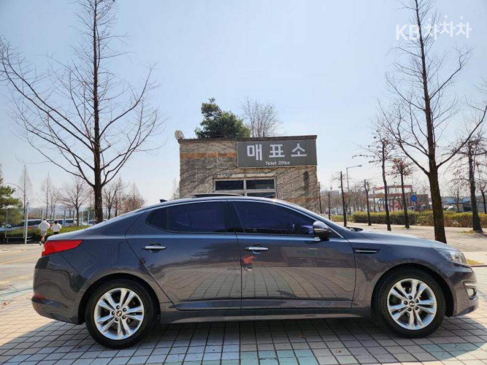 2012 - kia k5