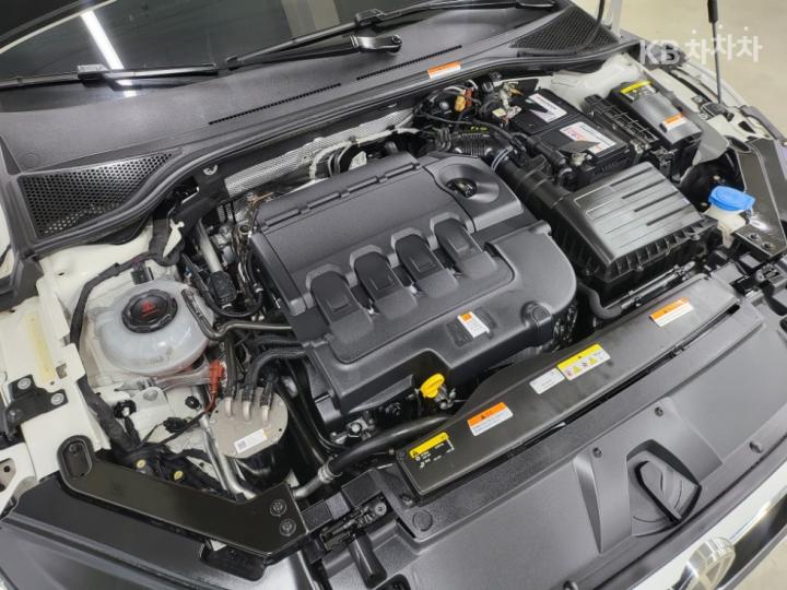 Volkswagen Arteon 2.0 TDI Elegance Premium 7