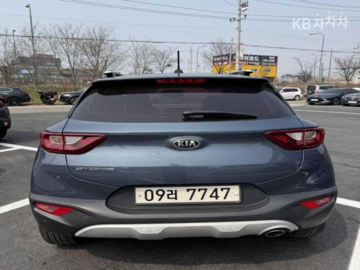 Kia Stonic Diesel 1.6 VGT Prestige 5
