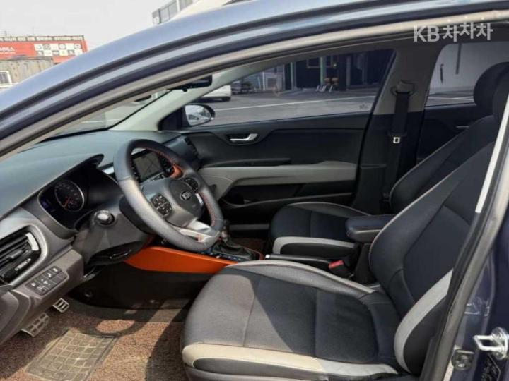 Kia Stonic Diesel 1.6 VGT Prestige 6