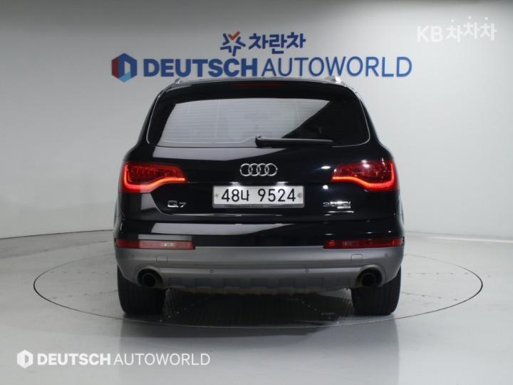 Audi Q7 3.0 TDI Quattro Dynamic 5