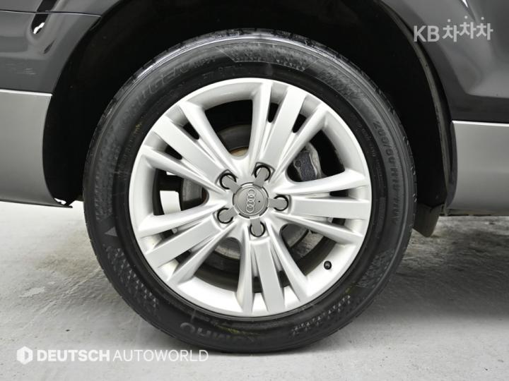 Audi Q7 3.0 TDI Quattro Dynamic 6