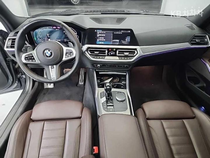 BMW 3 Series G20 330e M Sport 8