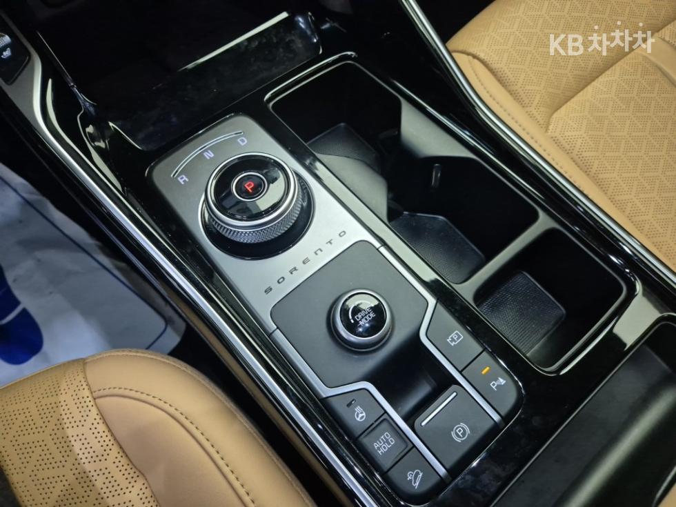 2023 - kia sorento