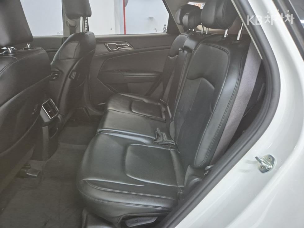 2022 - kia sportage