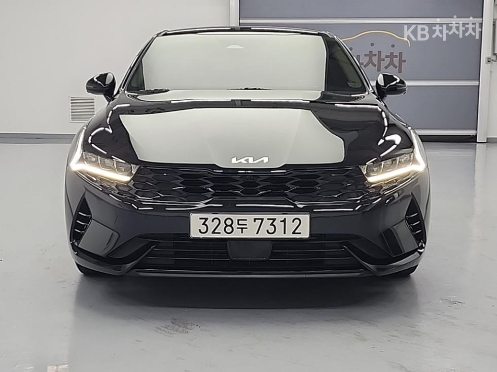 2023 - kia k5