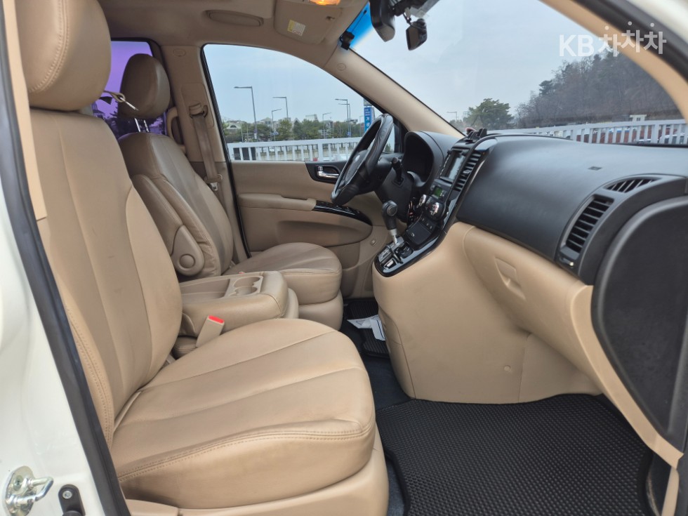 2014 - kia carnival