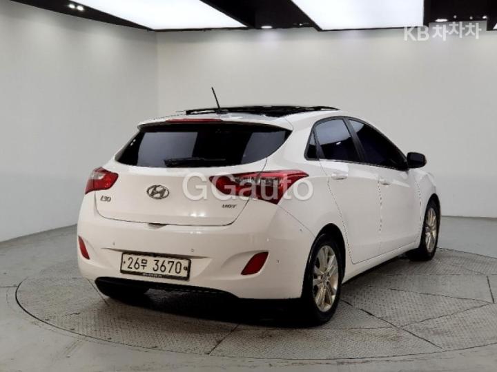 Hyundai i30 New 1.6 VGT PYL 5