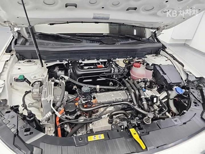 Mercedes-Benz EQB-Class X243 EQB300 4Matic AMG Line 6