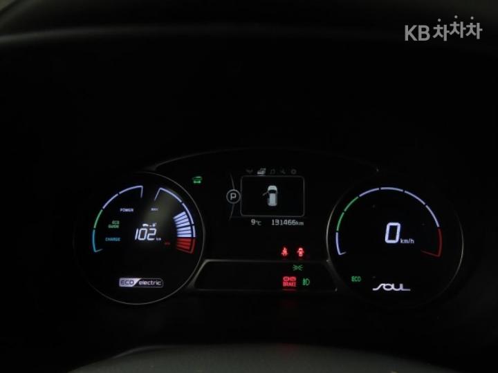 Kia Soul EV 10
