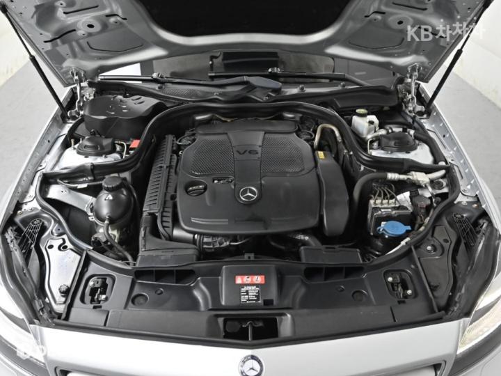 Mercedes-Benz CLS-Class W218 CLS350 Gasoline BlueEfficiency W218 2011-2012 7