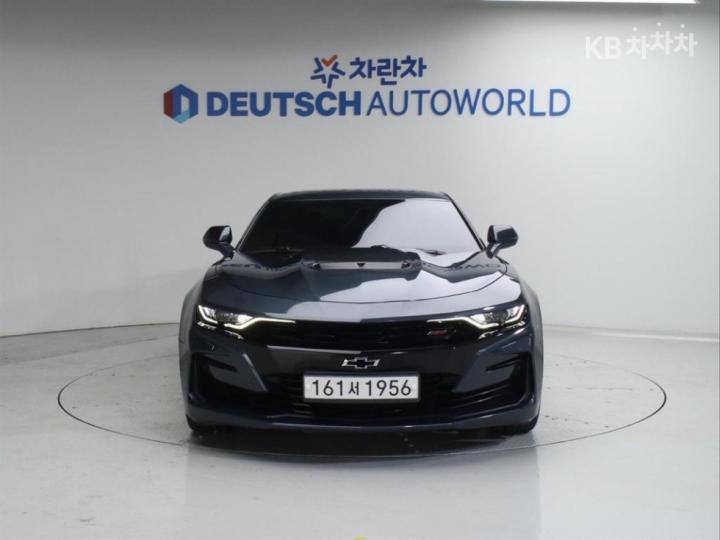 Chevrolet Camaro SS 6.2 V8 4