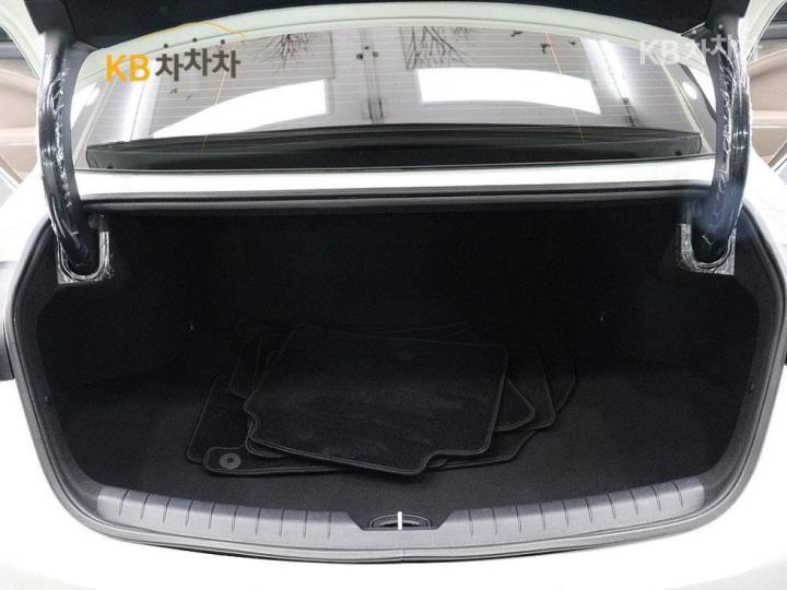 Kia K8 Hybrid 1.6 Turbo Noblesse 6