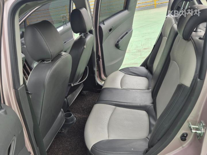 Chevrolet Matiz CREATIVE GROOVE Star 8