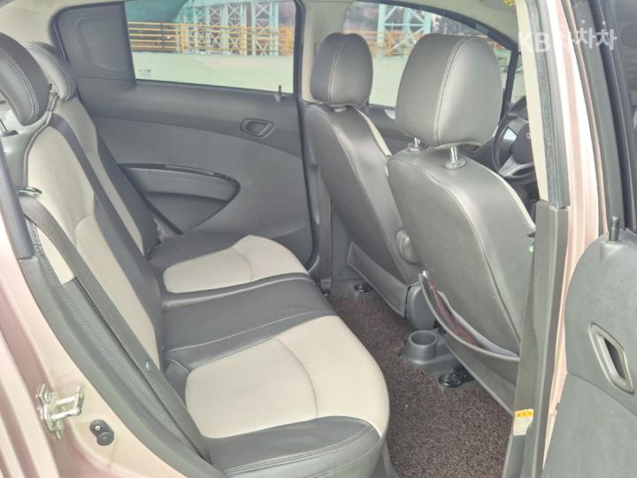 Chevrolet Matiz CREATIVE GROOVE Star 9