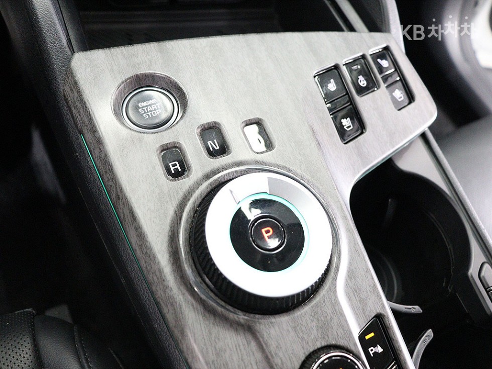 2024 - kia sportage