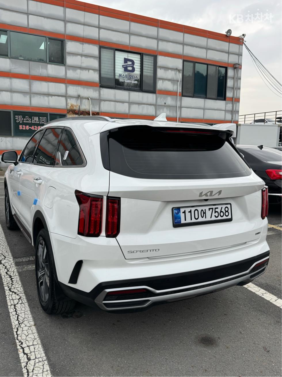 2023 - kia sorento