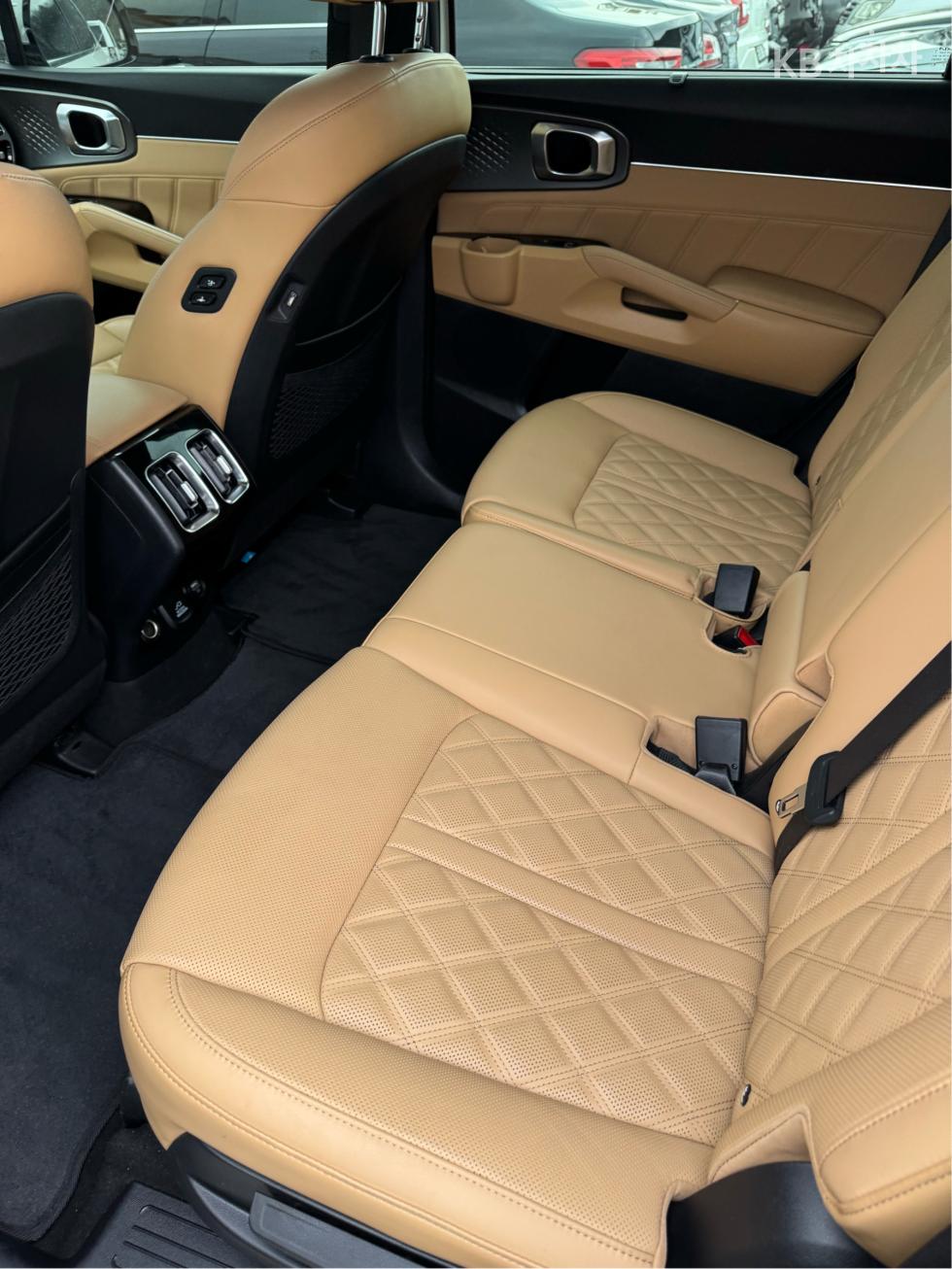 2023 - kia sorento