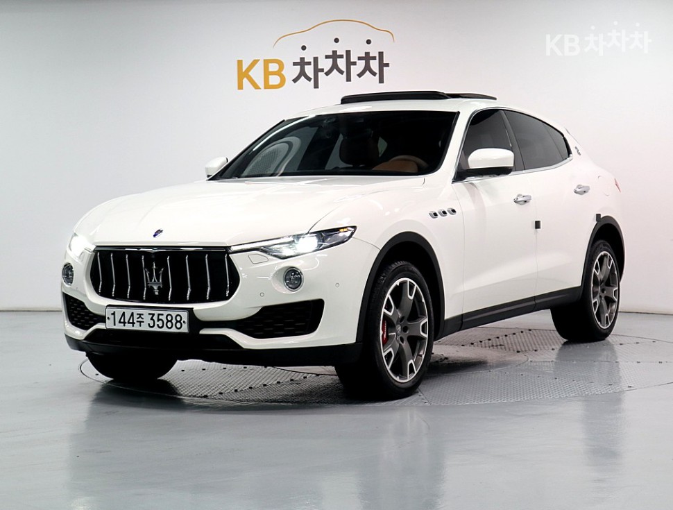 Maserati 르반떼 3.0 S AWD 프리미엄 - фото 1
