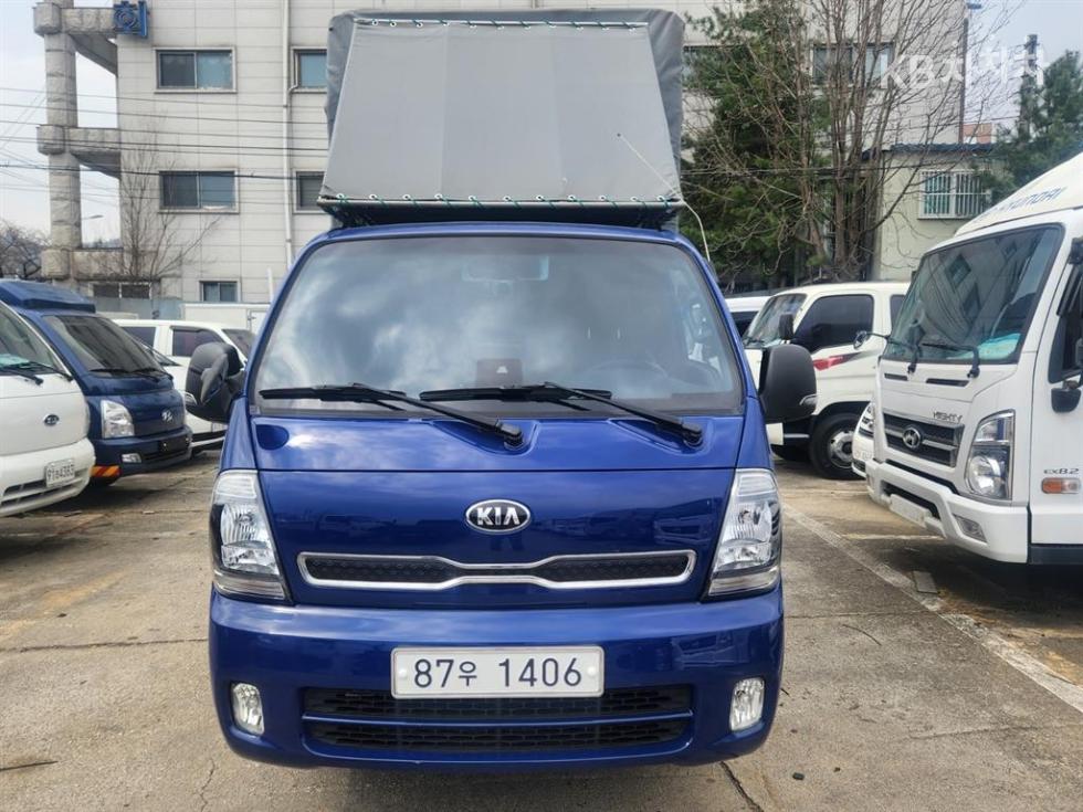 2022 - kia bongo iii