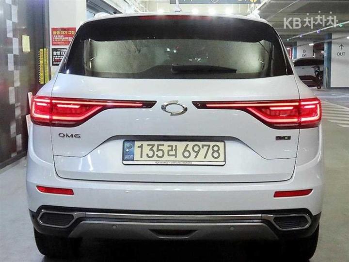 Renault QM6 2.0 LPe 2WD RE Signature 6