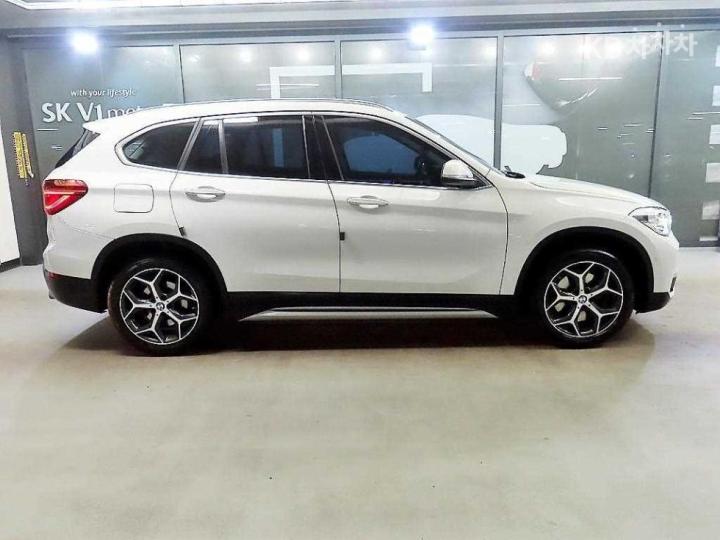 BMW X1 F48 xDrive 20d xLine SE 4