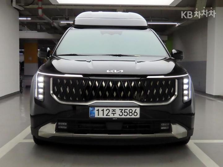 Kia Carnival 하이리무진 1.6 HEV 9인승 — foto 1