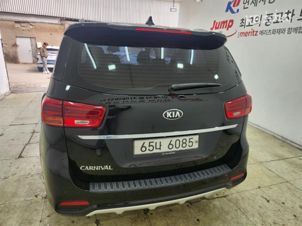 2019 - kia carnival