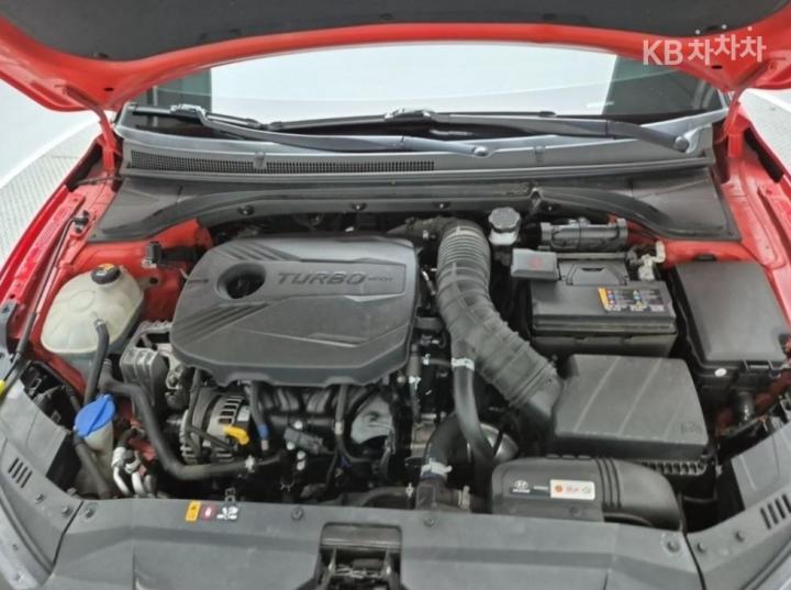 Hyundai Veloster JS 1.6 T-GDi Sport Core 6