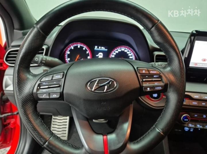 Hyundai Veloster JS 1.6 T-GDi Sport Core 10