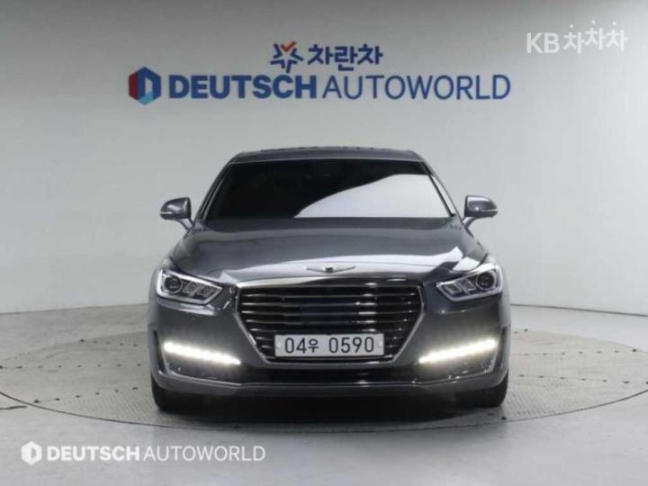Genesis EQ900 3.8 GDI AWD Premium Luxury 4