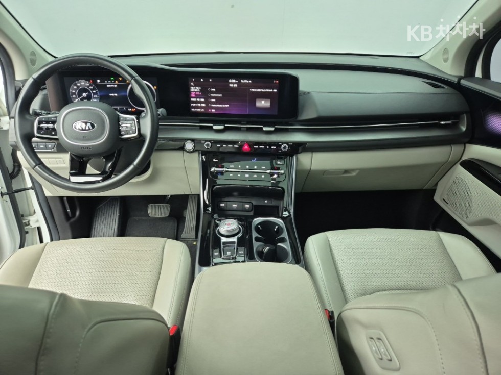 2021 - kia carnival