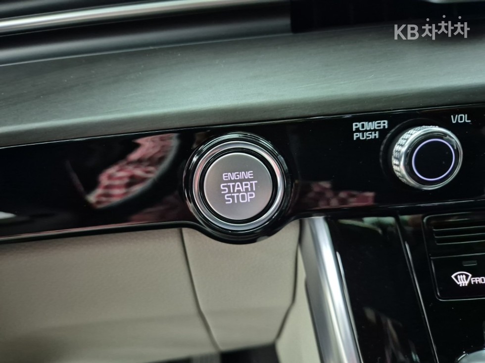 2021 - kia carnival