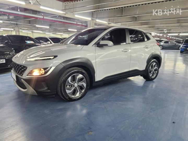 Hyundai Kona Hybrid 1.6 HEV Smart 4