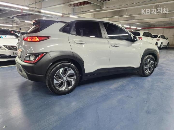 Hyundai Kona Hybrid 1.6 HEV Smart 5